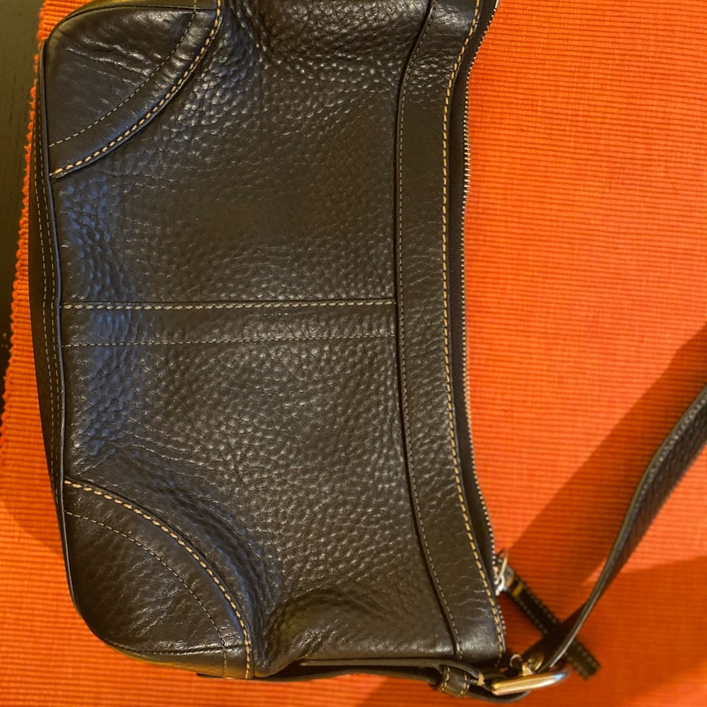 Coach black leather shoulder bag - Picture 4 of 5